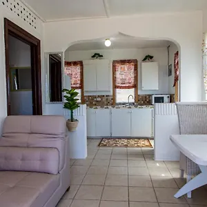 https://moonlight-cottage.comcaribbean.com