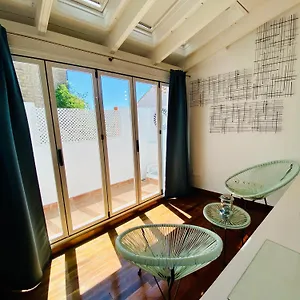 https://almocabar-luxury-apartment.es-andalucia.com